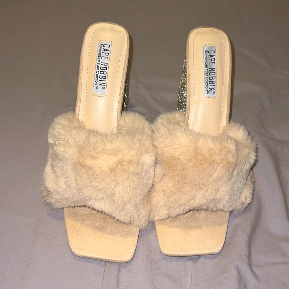 Very cute stylish shoes